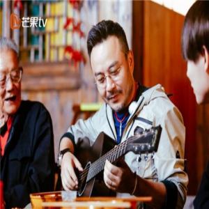 全能汪涵掌勺《野生厨房》 化身奶爸