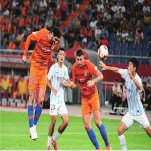 中超头球队有点“名不副实”！鲁能本赛季19场进37球，头球只有8个