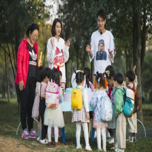 《爱上幼儿园4》勇气大冒险 洪欣：孩子很冷静