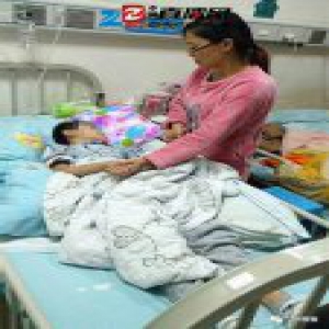 悲剧！四川9岁男孩模仿网游情节瞬间陷入昏迷