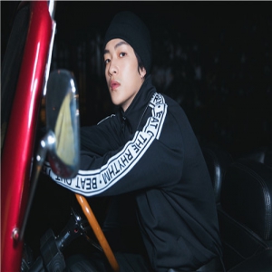 天气博主屈楚萧“抖机灵” 不间断营业被赞：别人家的爱豆