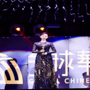 演员练练全球华语金曲奖献唱《宫墙柳》 被赞不输专业歌手