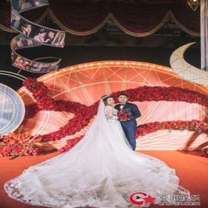 ‘’微胖界第一女神‘’演员张莉莎与著名配音演员赵铭洲北京大婚