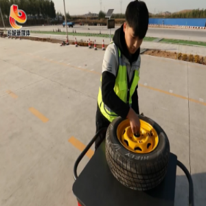 河北省政府新闻办“石榴花开别样红—全国民族团结进步模范河北代表”记者见面会视频实录