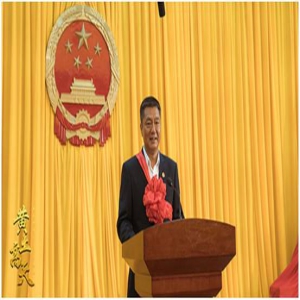 《黄土高天》吃货董勇展轻熟魅力 七尺男儿上演反转萌