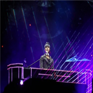 数万歌迷齐聚泉城 见证周杰伦出道20年