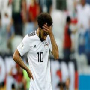 埃及1比2落败 萨拉赫向球迷道歉