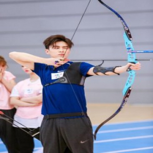 夏宁骏成队内开心果 《超新星全运会》解锁新形象