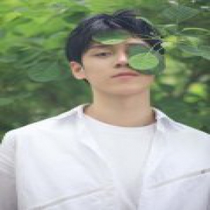 罗文祺《沙海》神秘出场 梨涡少年现身玄妙幻境