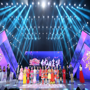 独立设计师打造舞王的新衣 为广场舞设计专属舞衣