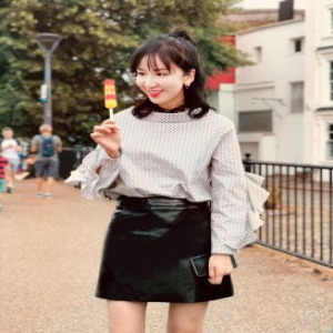 娄艺潇变身摇滚girl 嗨跳洗脑神曲欢脱似少女