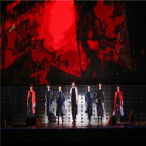 台风少年七人成团夜 充满欢笑和泪水