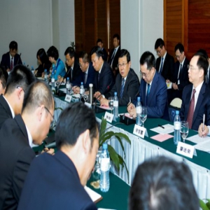 赵克志与在孟中资企业代表座谈