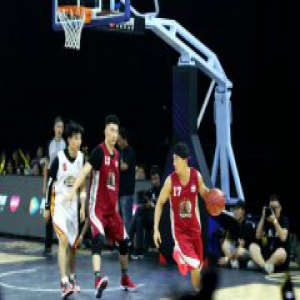 46岁“高龄”刘畊宏成篮球比赛终结者，全场MVP被称“小哈登”