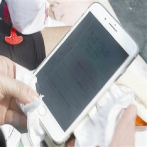 数十条信息和未接电话！