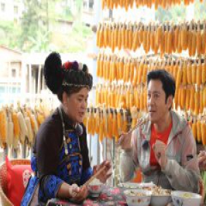 蔡国庆霍尊沿街卖鸡遇滑铁卢 鸡中贵族如何飞出大山？