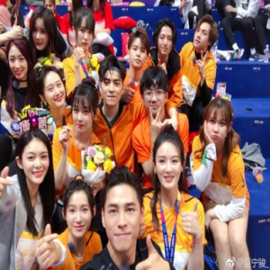 《超新星全运会》昨落幕 夏宁骏晒与队友合影感恩