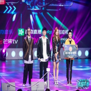 成都航空旅游职业学校蝉联擂主 四川音乐学院原创音乐获评委点赞