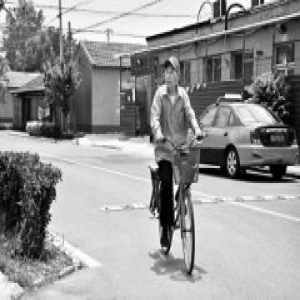 一顶小红帽护一方平安 退伍老兵十几年义务巡逻