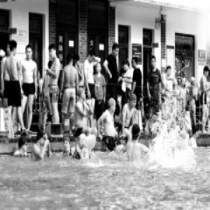 山东严禁超高温露天作业 防暑降温费连发四个月