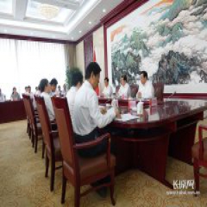 河北省人大常委会党组(扩大)会议强调全力做好扶贫脱贫工作