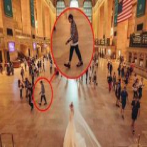 网友纽约拍婚纱照 周杰伦意外成为背景