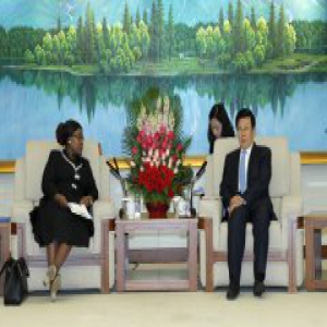 赵克志会见莱索托警察及公共安全大臣莫赫勒