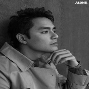 明道新年封面大片曝光 少年感满满