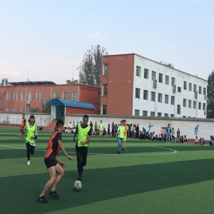 西峡县桑坪初中不忘初心七十年 别样青春新时代