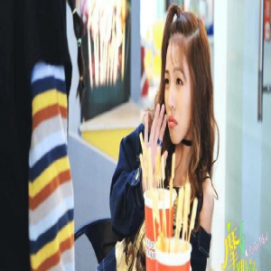 创作才女夏棋昱献唱《摩女塑成记》主题曲《不惧》