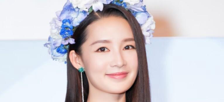 李沁遭老父亲花式催婚:跟你搭档那肖春生不错,网友:叔叔眼光犀利(图3)