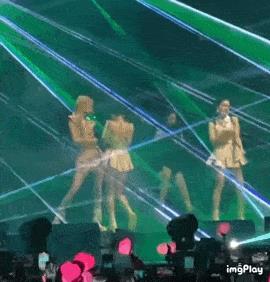 Jennie为演唱会中途离场道歉，却陷入话题争议，台词被批太露骨？(图5)