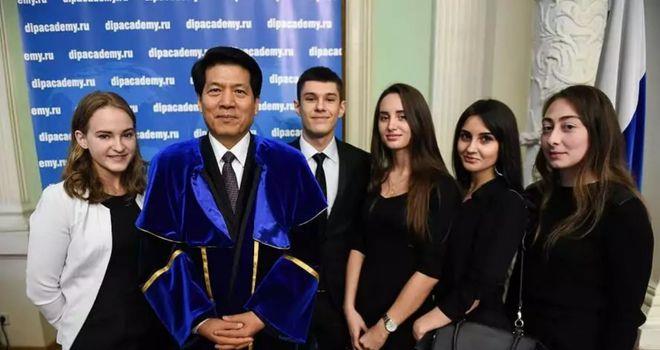 乌克兰外长表扬中国作为斡旋者发挥的作用，外交部回应(图6)